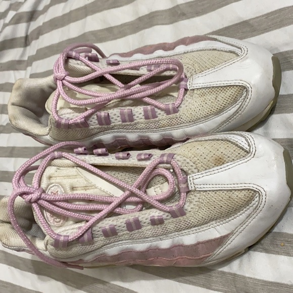 Woman’s airmax sneakers - Picture 4 of 5